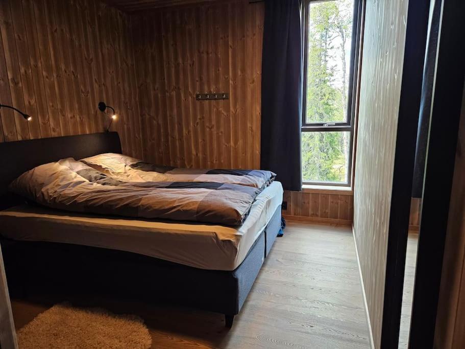 Ny Leilighet Med Flott Utsikt Til Gaustatoppen リューカン エクステリア 写真